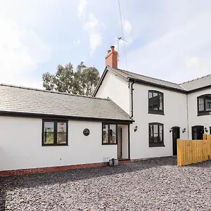 Colomendy Alpaca Farm - Holiday home