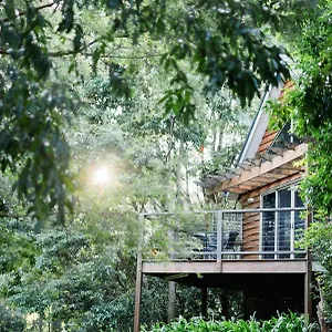  Lodge Shambala Eco Retreat Australia